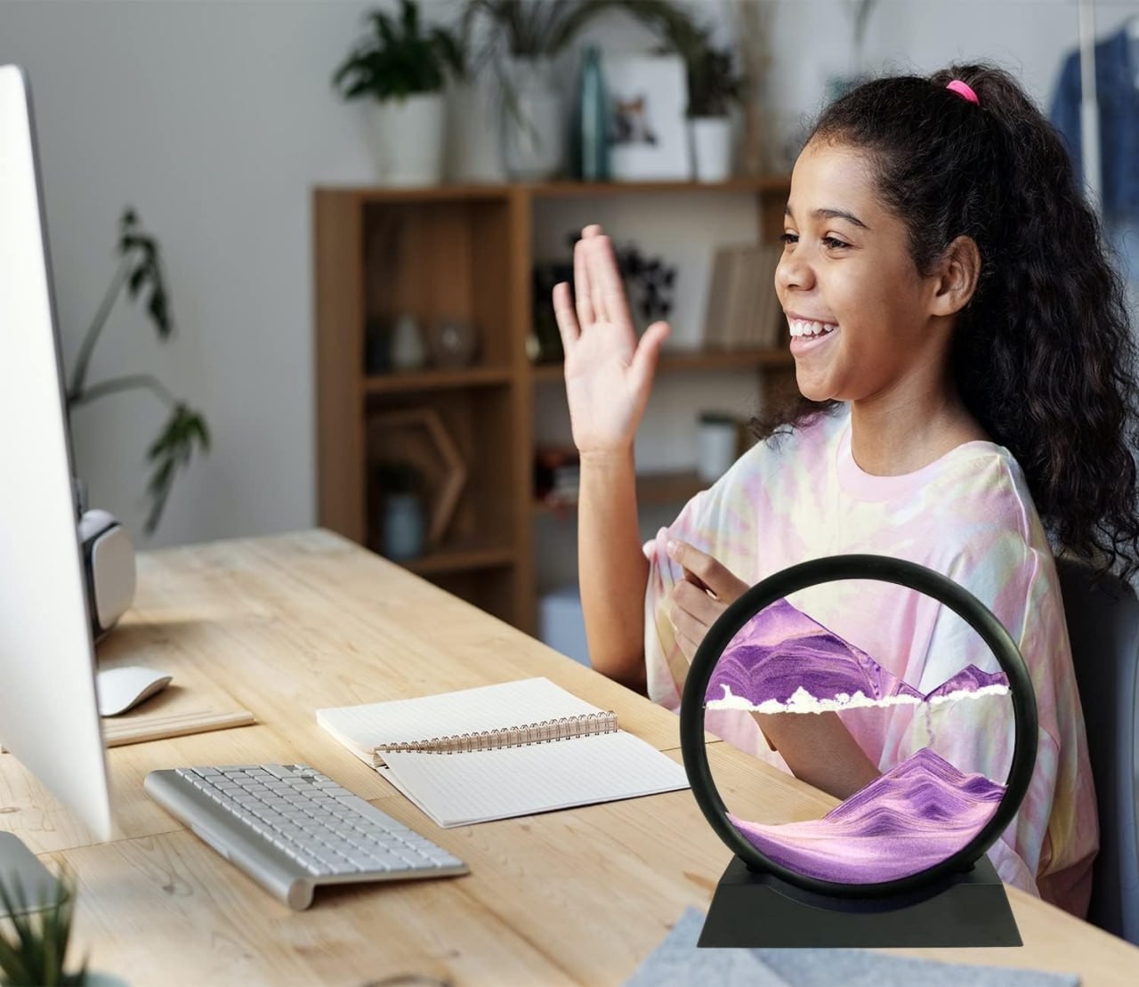 Sablier mobile à connotation colorée, paysage de sable naturel de la mer profonde, image fluide, Capsule calme, Art de sable mobile, grain arrondi