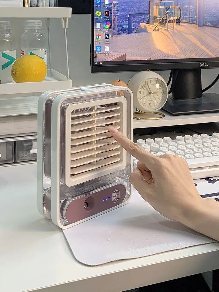 Fan Miniature avec Fonction Brumisateur, Lumière LED et Rechargeable - Portable, Ventilateur  4.5W, USB, veilleuse colorée, petit format